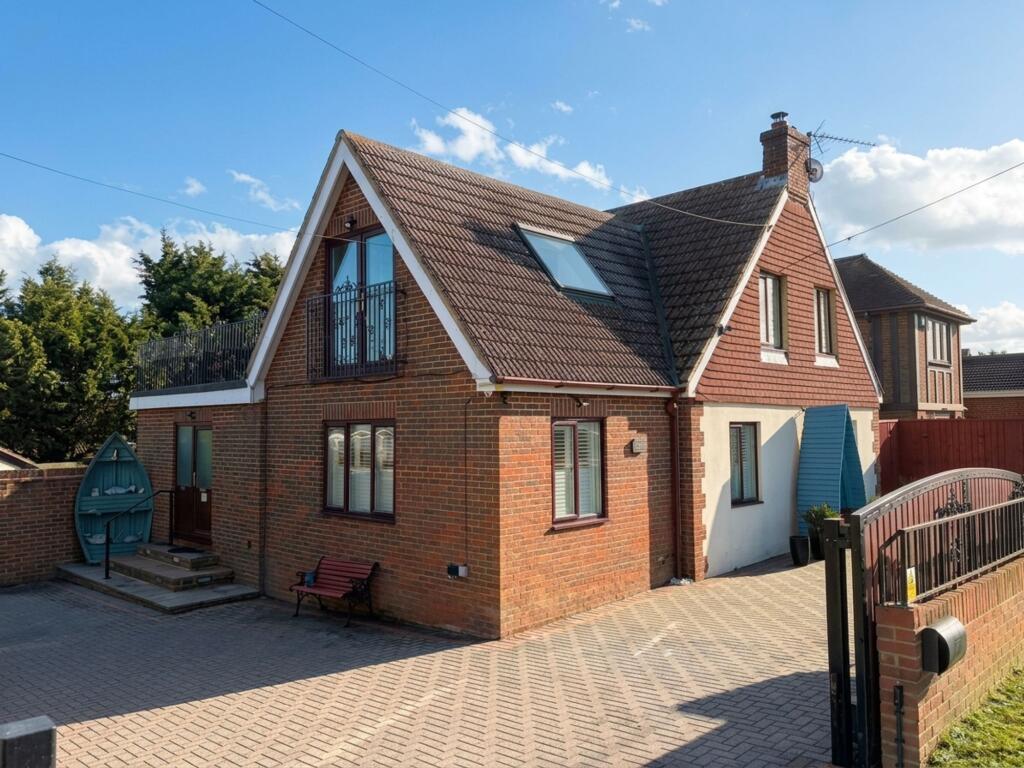 Main image of property: Seathorpe Avenue, Minster On Sea, ME12