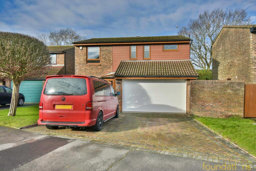 4-bed detached on Portfield Close, Bexhill-on-Sea, TN40, £499,950