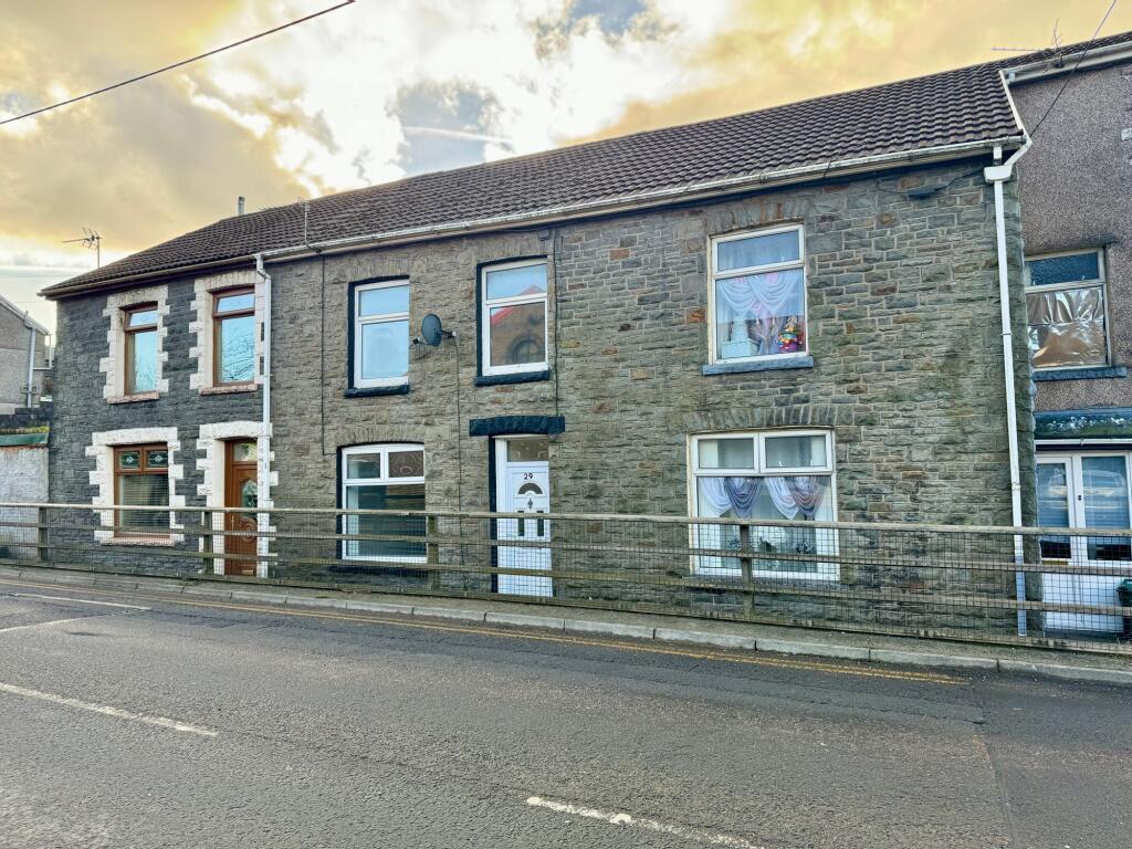 Penrhiwfer Road, Tonypandy, CF40, Tonypandy