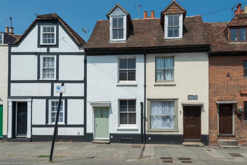 Main image of property: Wincheap, Canterbury