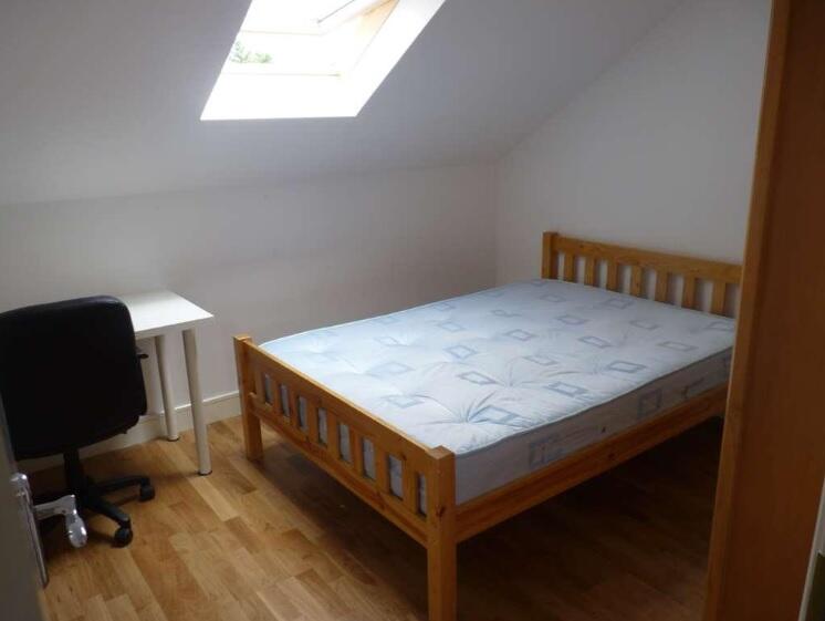 Apartment in Birmingham, Bournbrook - View 4