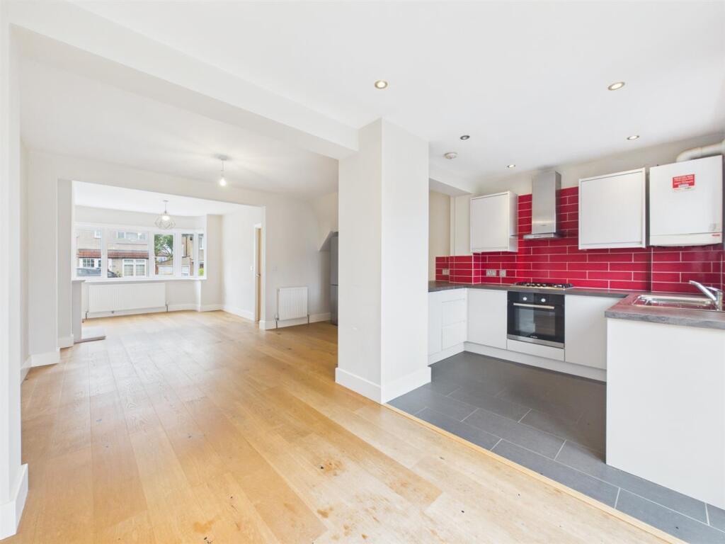 House in Harrow - View 2