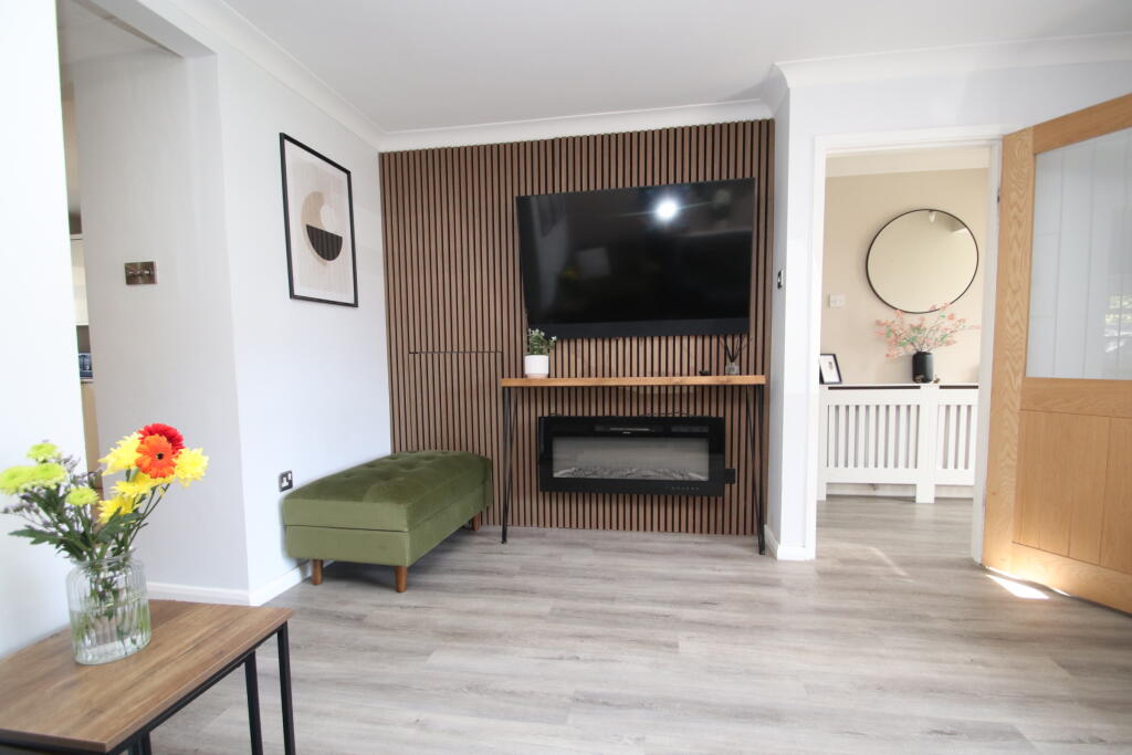 House in Portsmouth - More