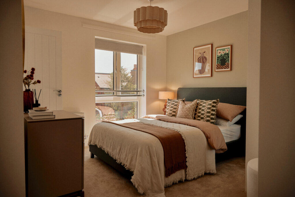 House in Mid Sussex, Burgess Hill - View 4