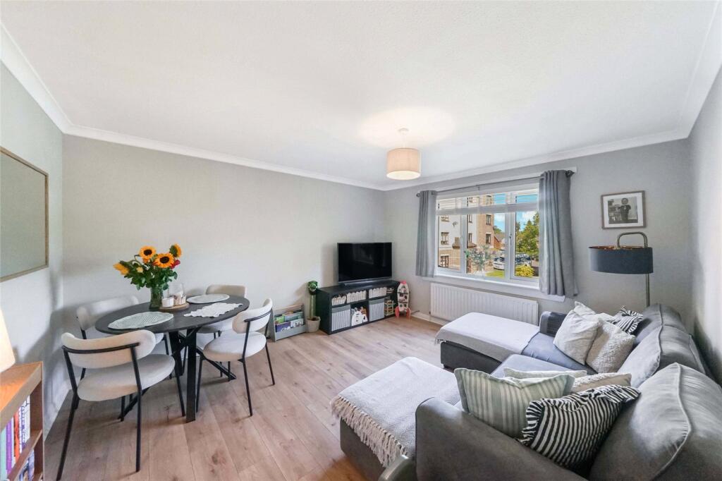Apartment in Motherwell, South Lanarkshire - View 4