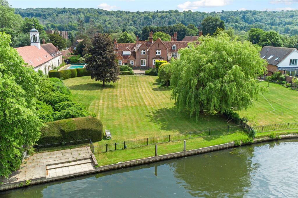 Main image of property: Bisham Grange, Temple Lane, Marlow, Buckinghamshire, SL7