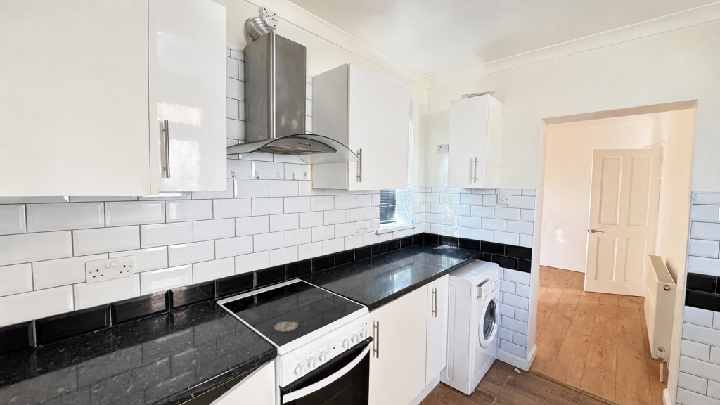 Birkbeck Avenue,  Greenford, UB6 photo 4