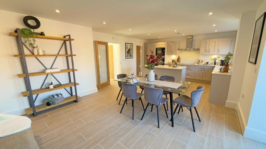 House in Worcester - More