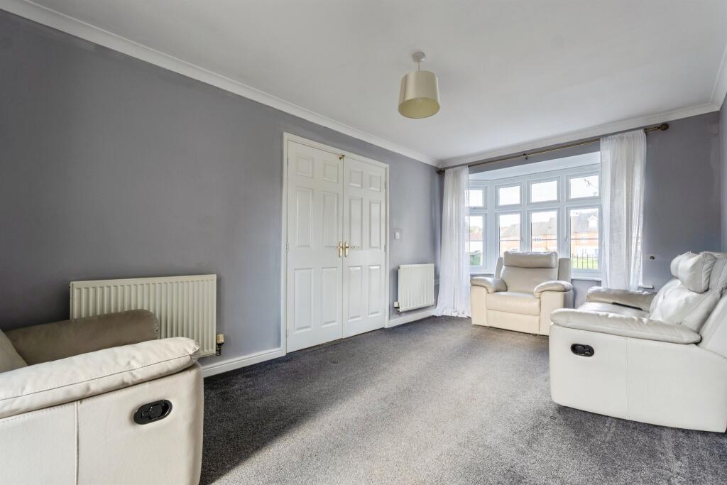 House in Ipswich - View 2