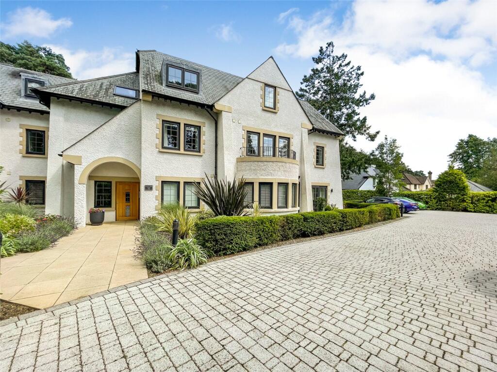Main image of property: Golf Links Road, Ferndown, BH22