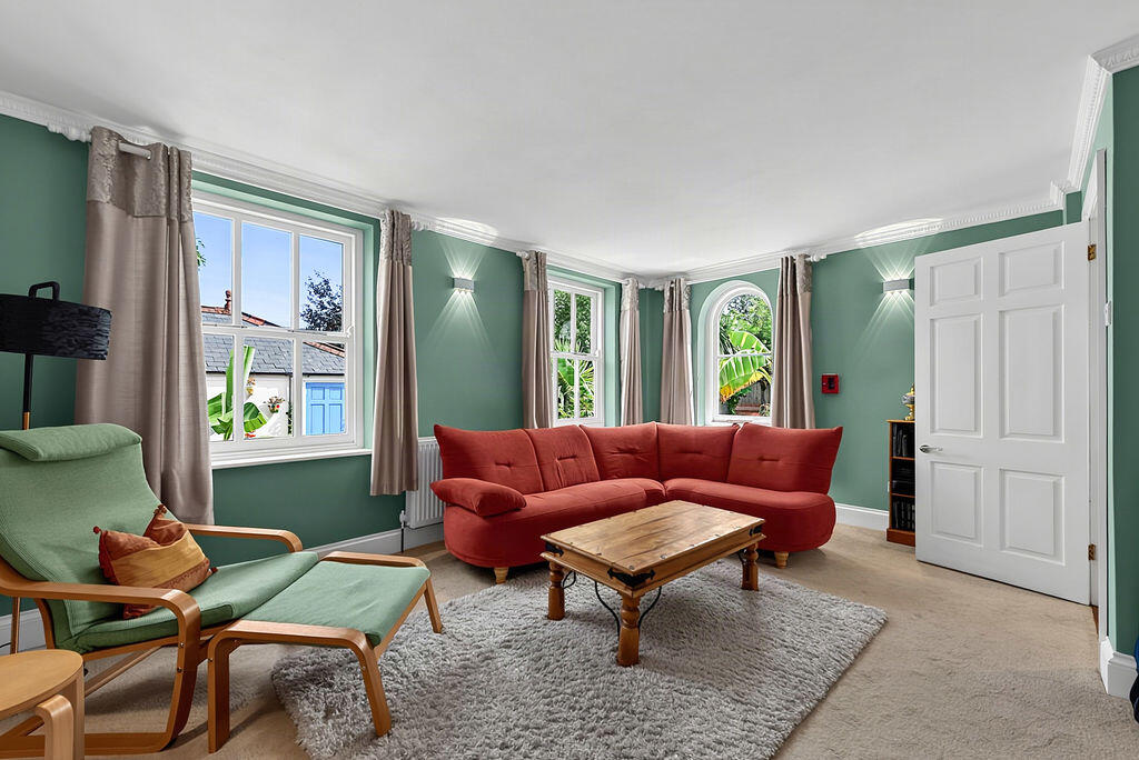 House in Portsmouth, Southsea - View 4