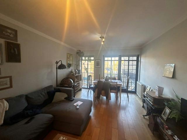 Living room 2.jpg