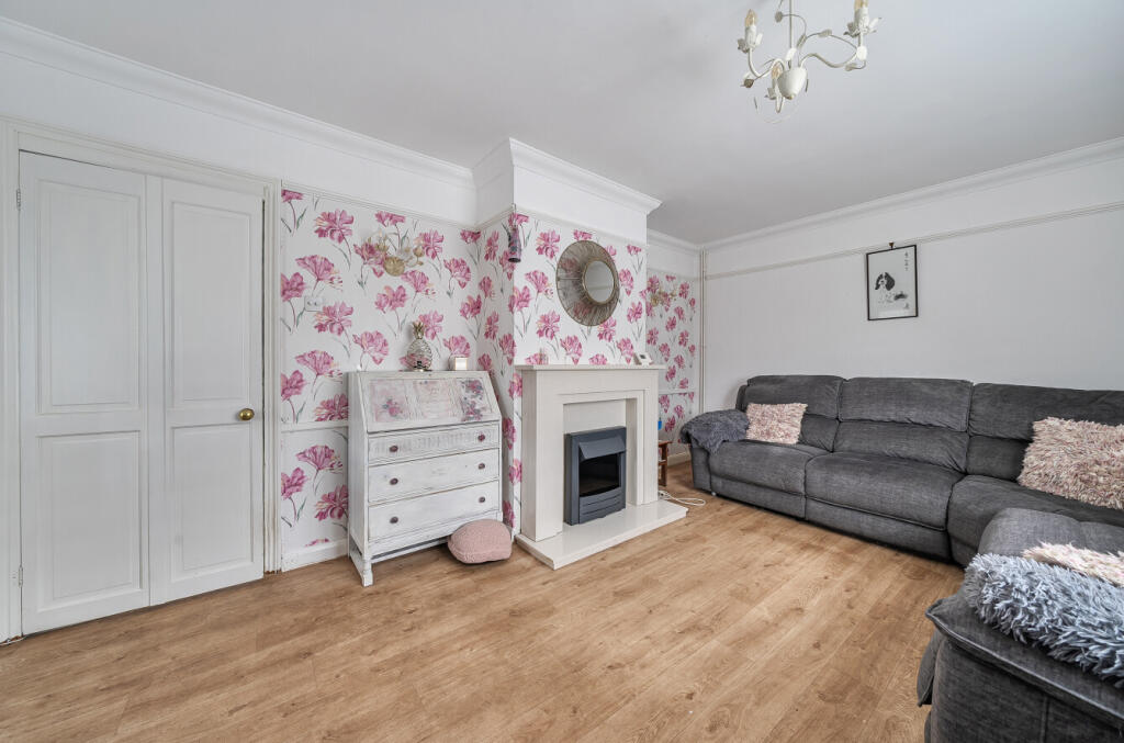 Exeter Place, Blacon, Chester photo 2