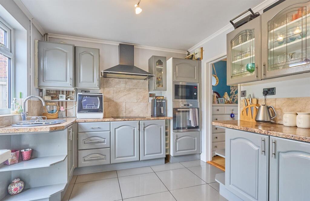House in Leicester - View 5