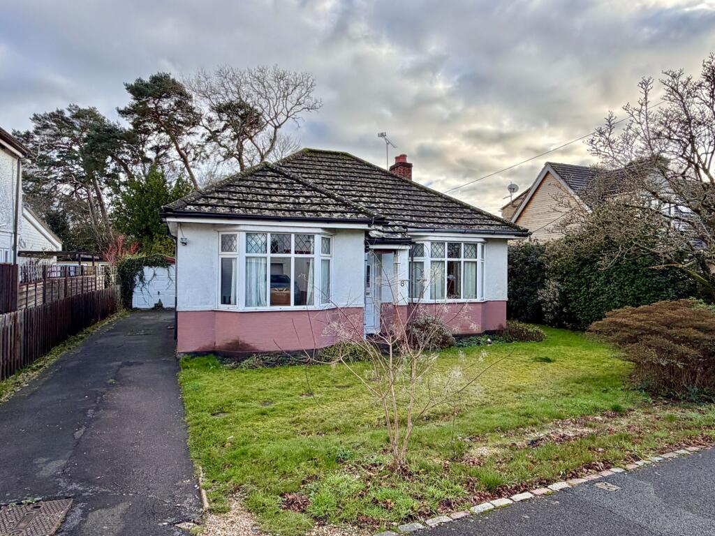 Main image of property: Solent Road, Dibden Purlieu, SO45