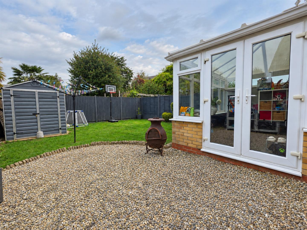 House in Gloucester, Hucclecote - View 4