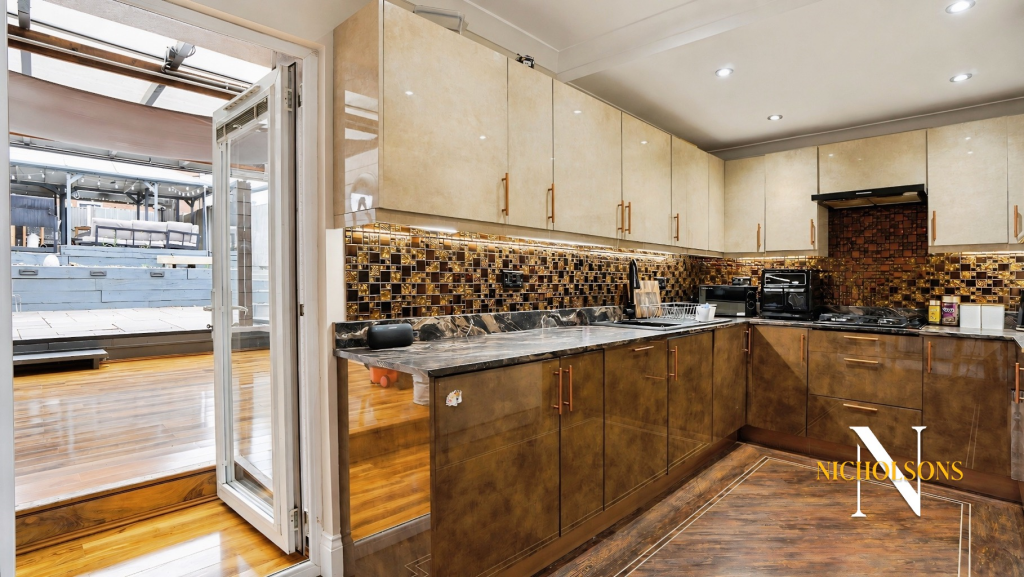 House in Doncaster - View 4