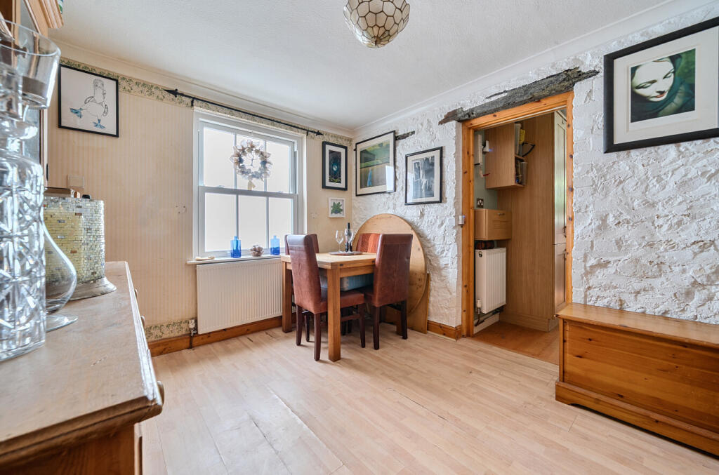 House in Brighton - View 5