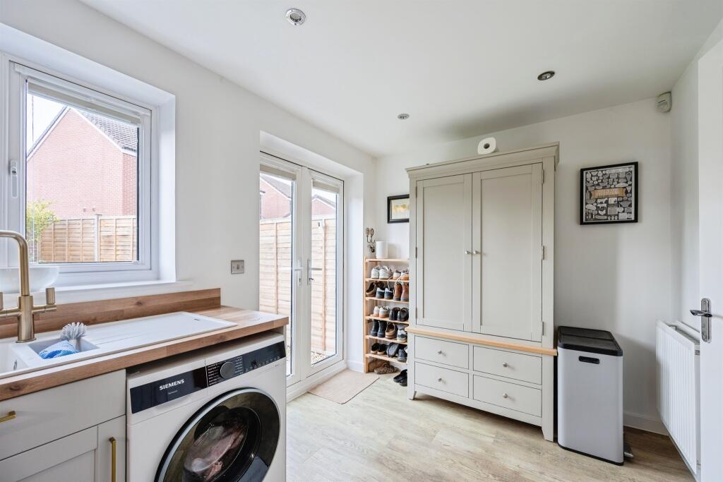House in Swindon - View 5
