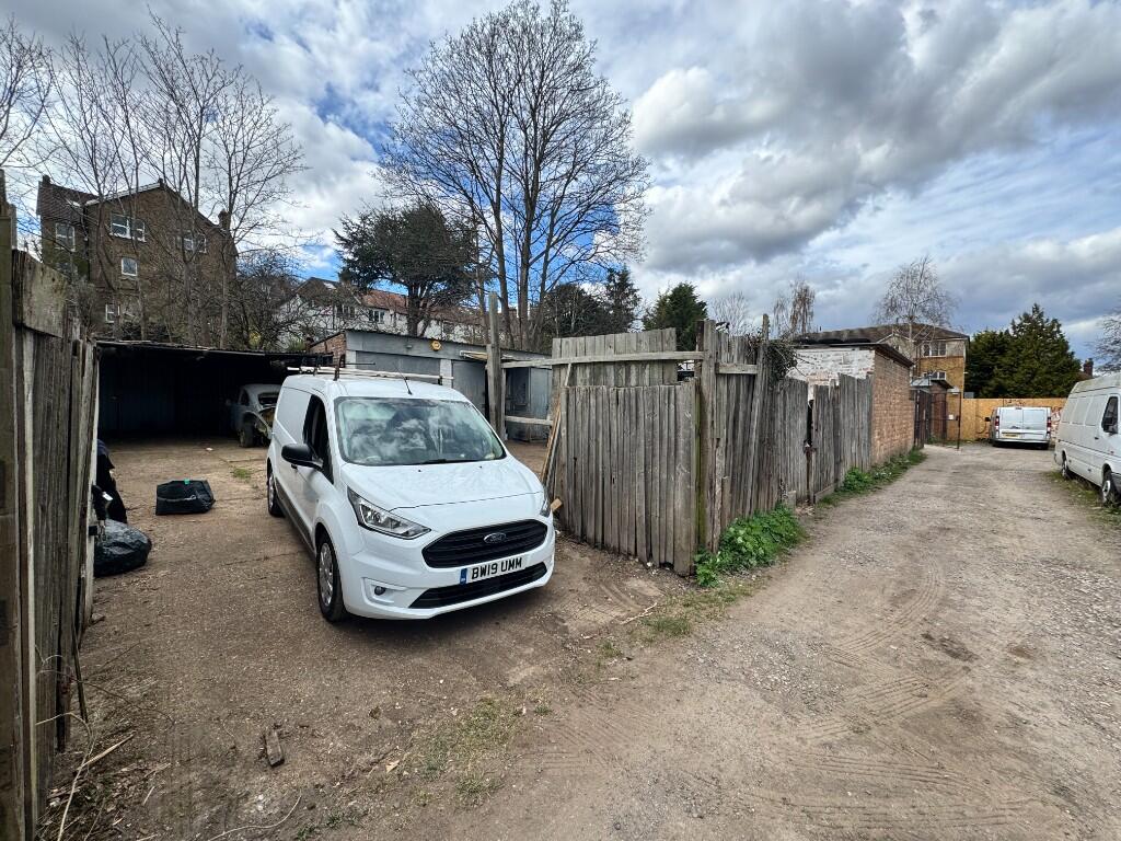 Main image of property: Avon Path, Croydon, London, CR2