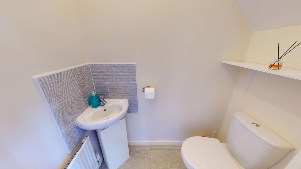 House in Stoke-on-Trent - More