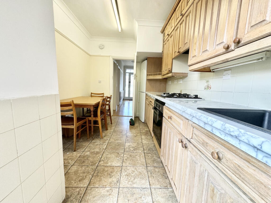 House in London - View 4