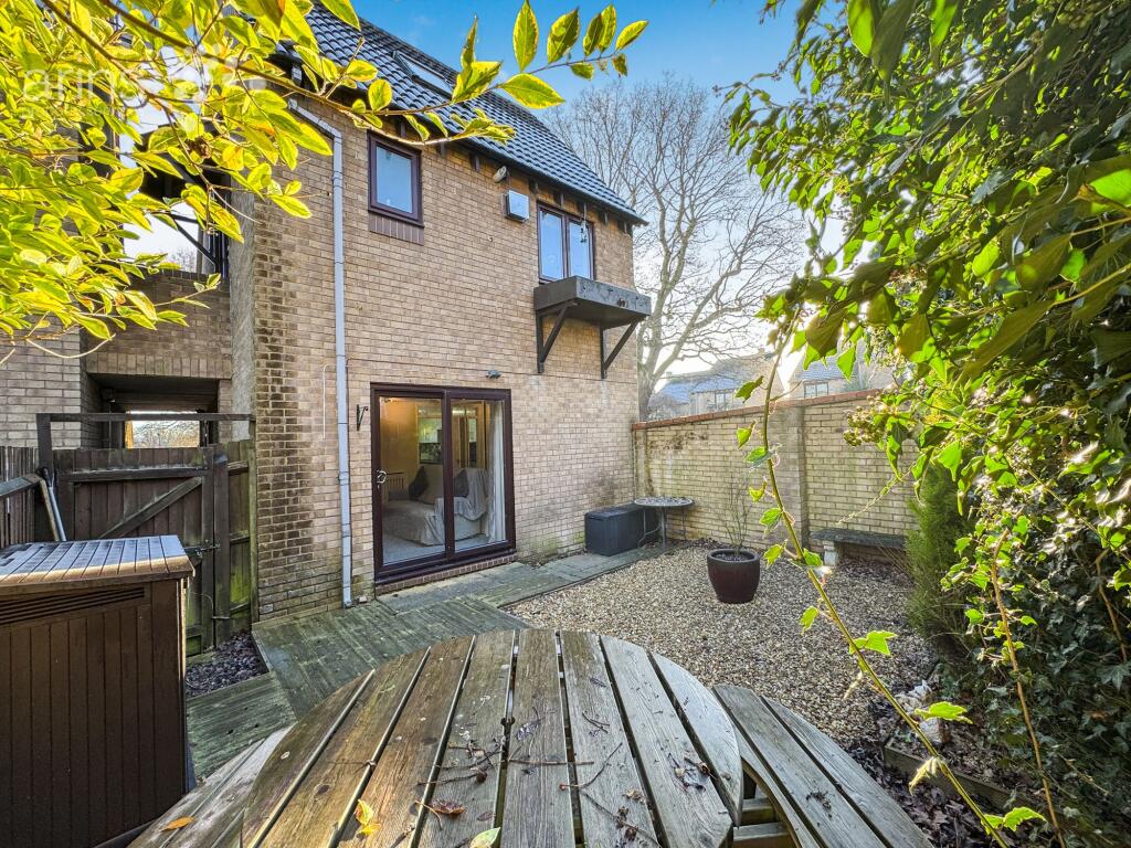 Maiden Place, Lower Earley, RG6, Lower Earley