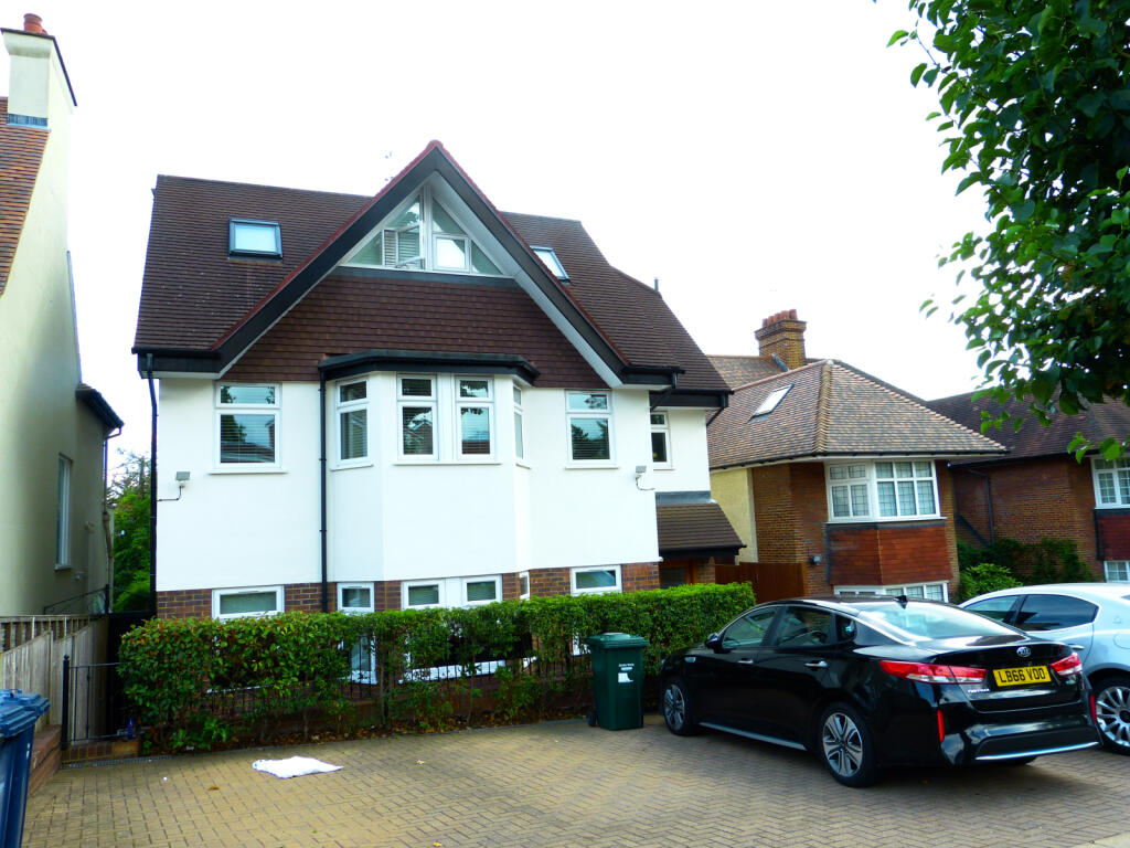 Main image of property: 8 The Vale, NW11