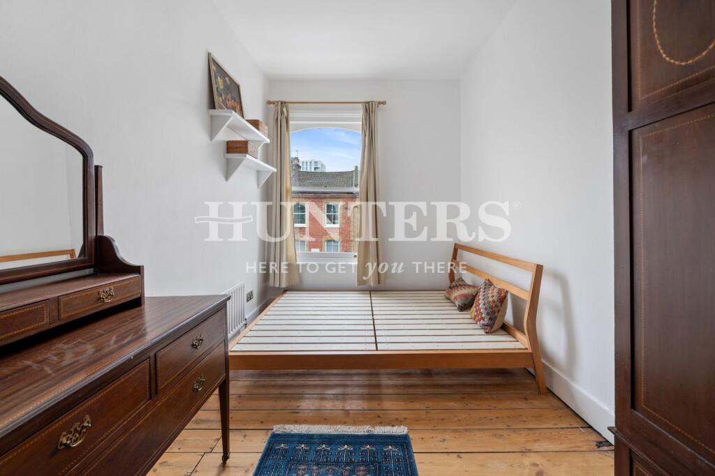 Apartment in London - View 5