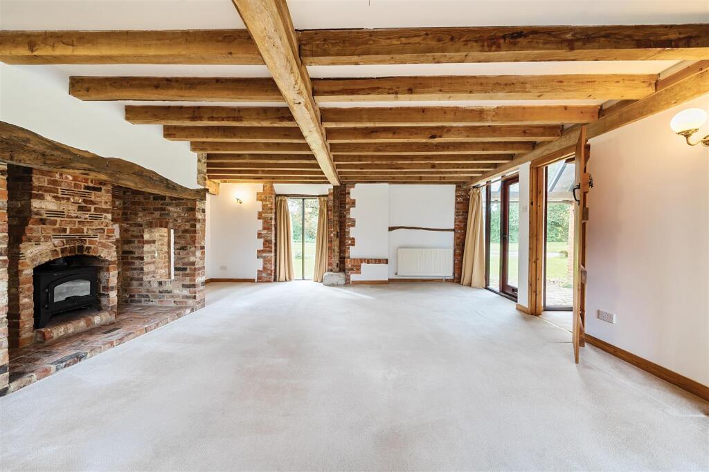 House in Salisbury, Britford - View 3