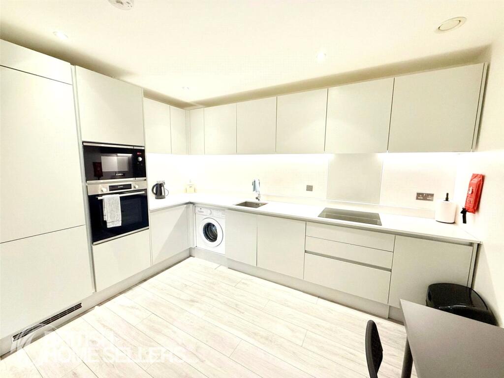 Apartment in Purley - View 2