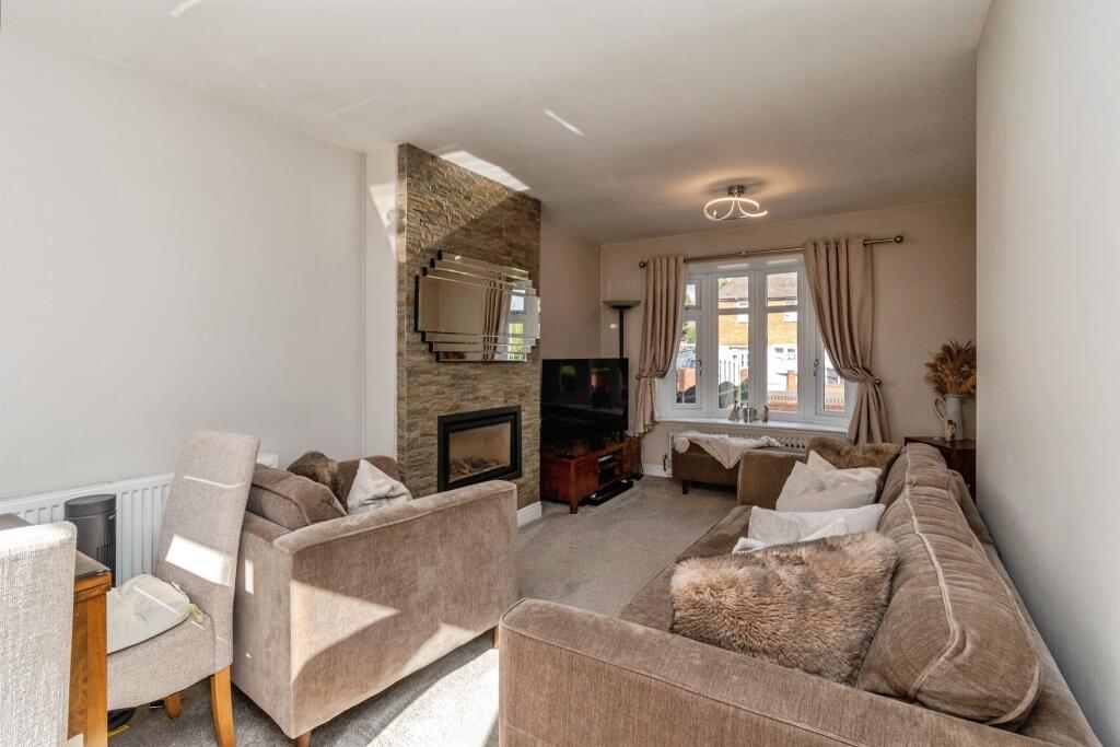 House in Sandwell, West Midlands - View 3