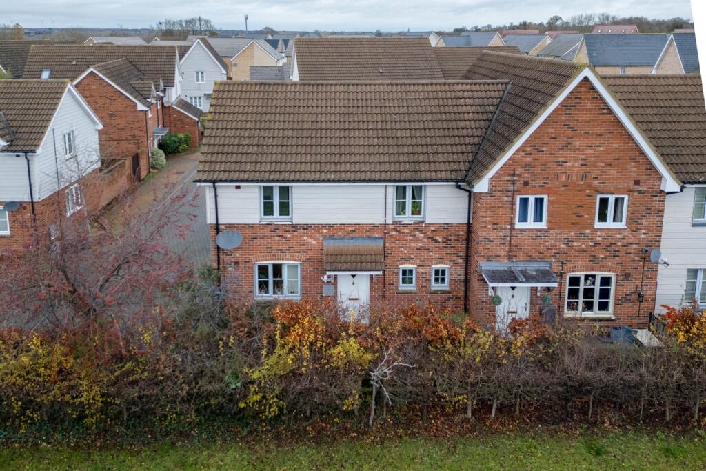Main image of property: Bargroves Avenue, St. Neots, Cambridgeshire, PE19 6BH
