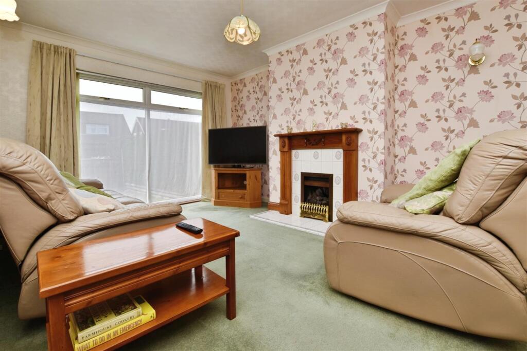 Russell Drive, Keyingham - View 5
