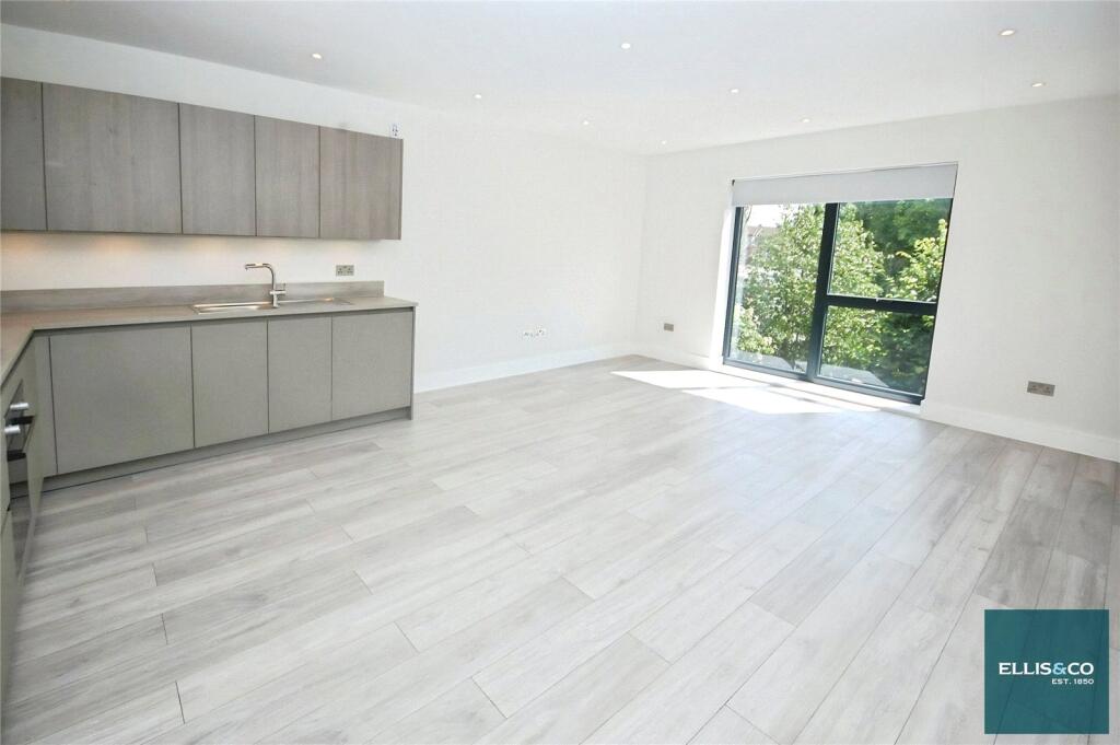Main image of property: Woodside Park Road, London, N12