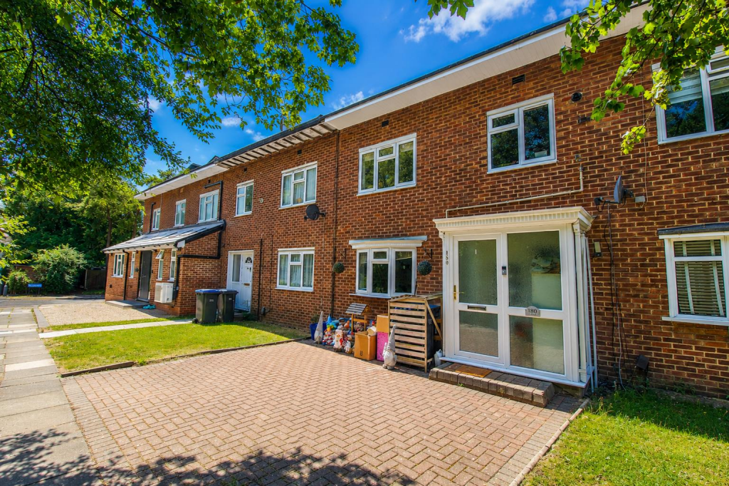 Main image of property: Long Ley, Harlow