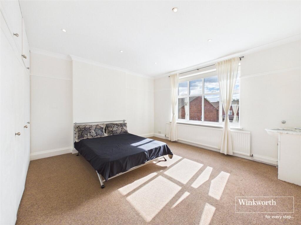 Apartment in London - View 5