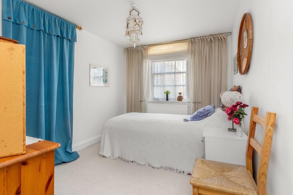 Apartment in Brighton - More