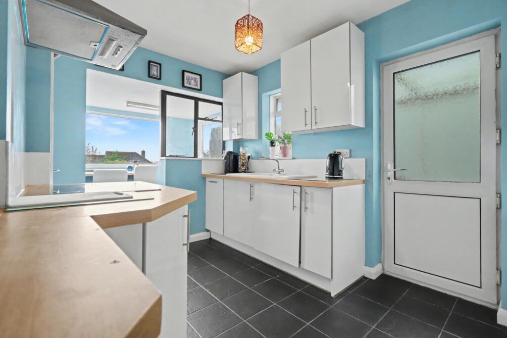 Willow Avenue, Exmouth, EX8 4QS photo 3