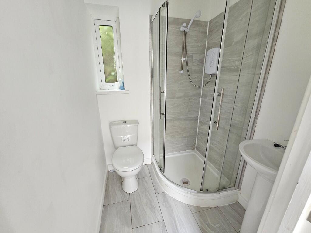 Courtis Road, Cardiff photo 5
