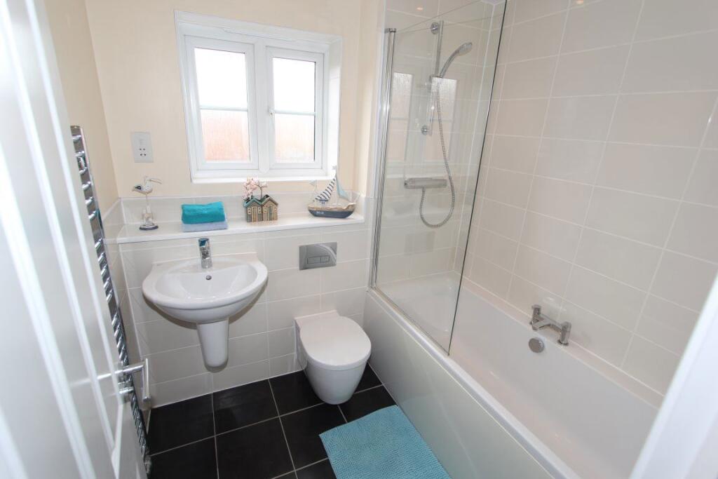 House in Stoke-on-Trent - View 4