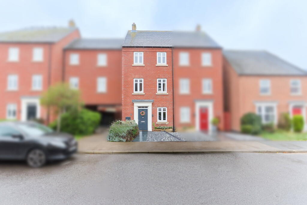 4-bed terraced on Freshman Way, Market Harborough, LE16 9GN, £350,000