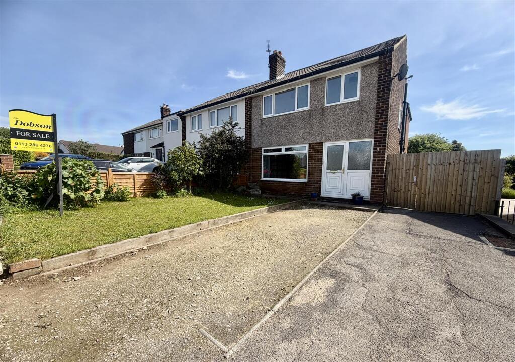 Main image of property: Flats Lane, Barwick In Elmet, Leeds