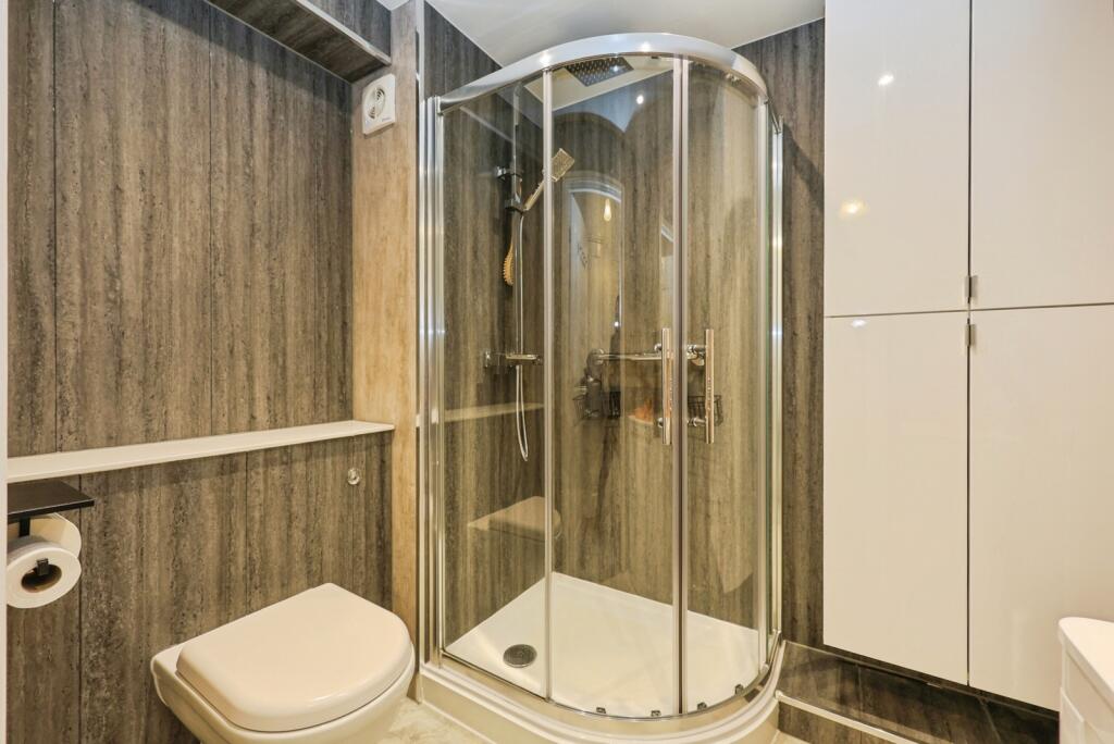 Apartment in Grange-over-Sands, Westmorland and Furness - View 5