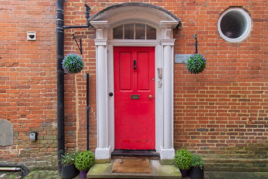 Main image of property: High Street, Odiham, RG29