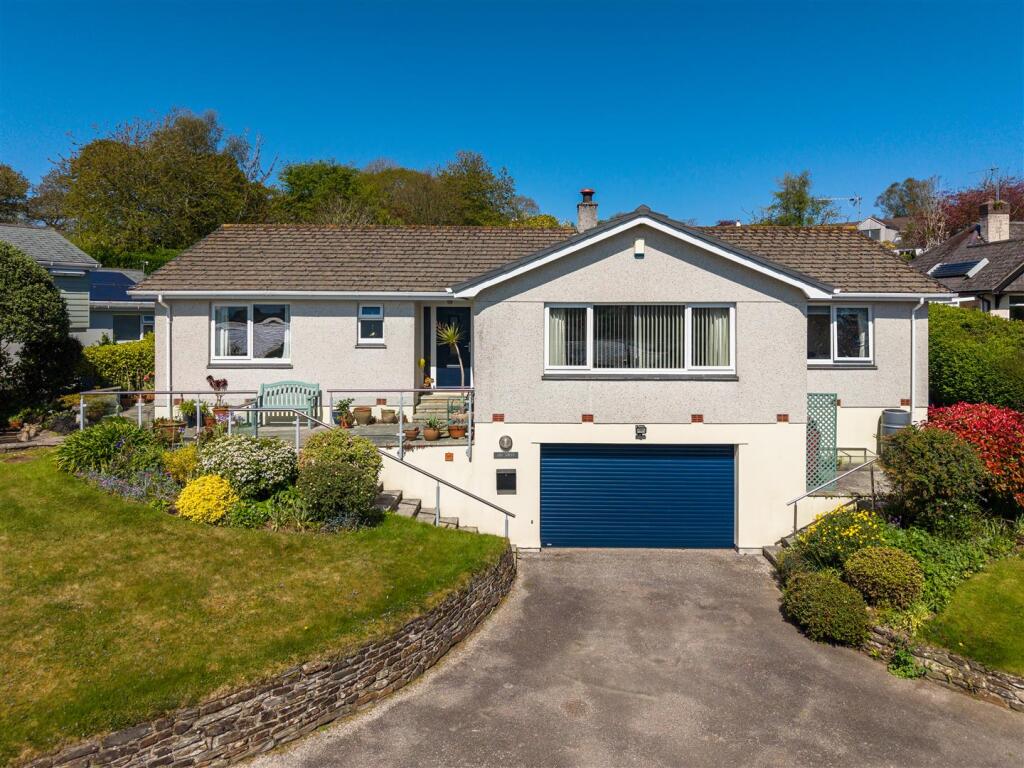 4-bed detached on Penpol, Devoran, £850,000