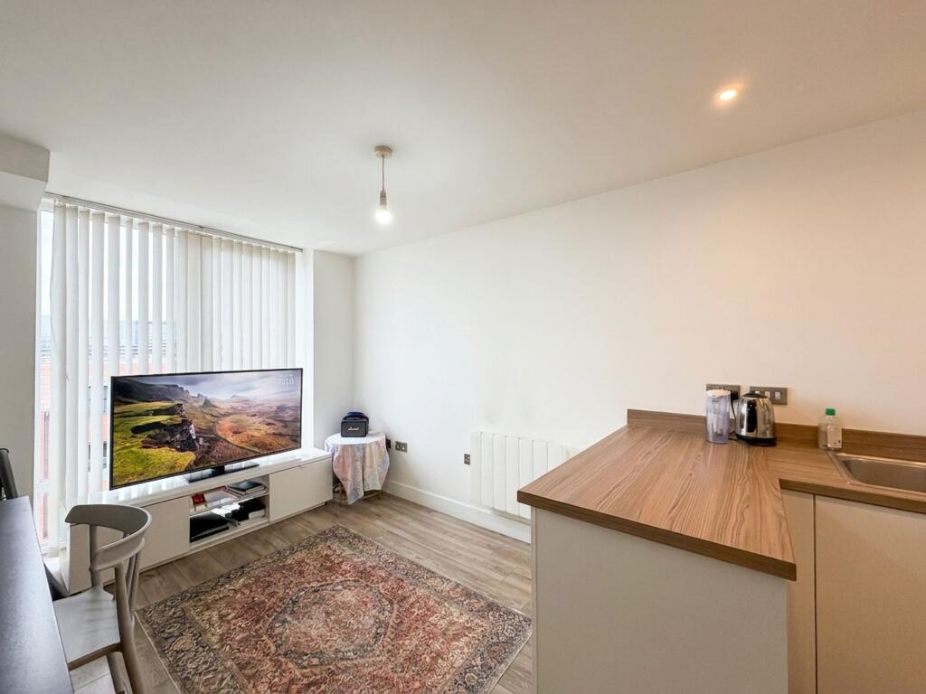 Main image of property: Queens House, Queens Road, CV1