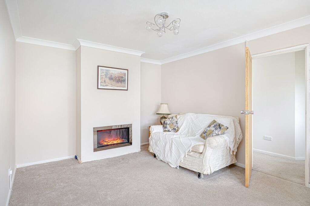 Burnells Way, Stansted, Essex, CM24 photo 4