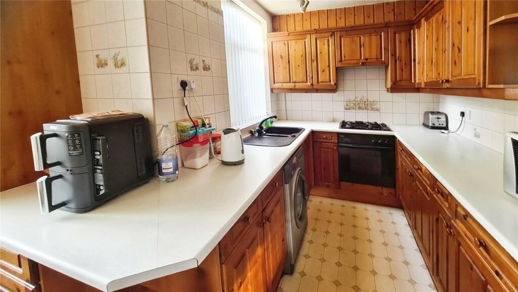 Southwell Road West, Mansfield, Nottinghamshire photo 4