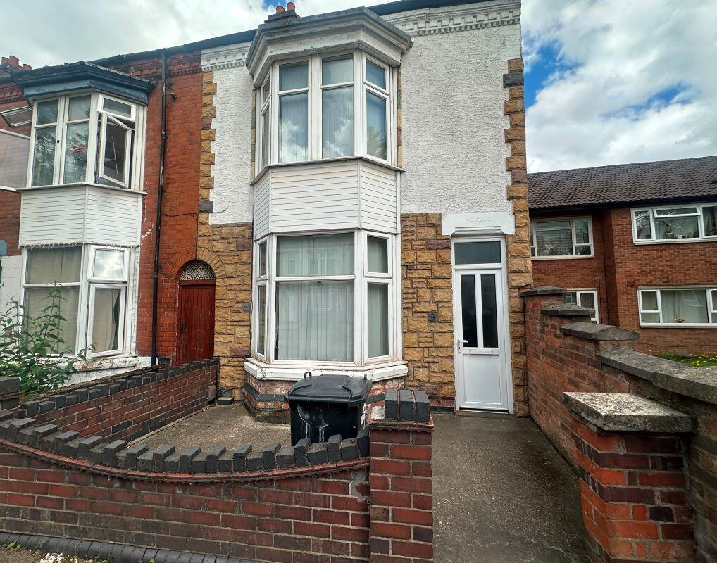 Main image of property: 202 Fosse Road South, Leicester, LE3 0FS
